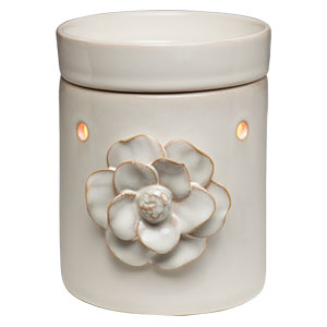 Scentsy Amala Warmer Scentsy Amala flower warmer mid-size Premium