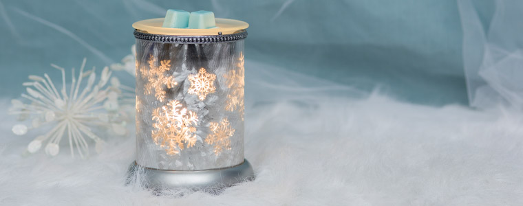 Scentsy Snowflakes Silver Frost Warmer